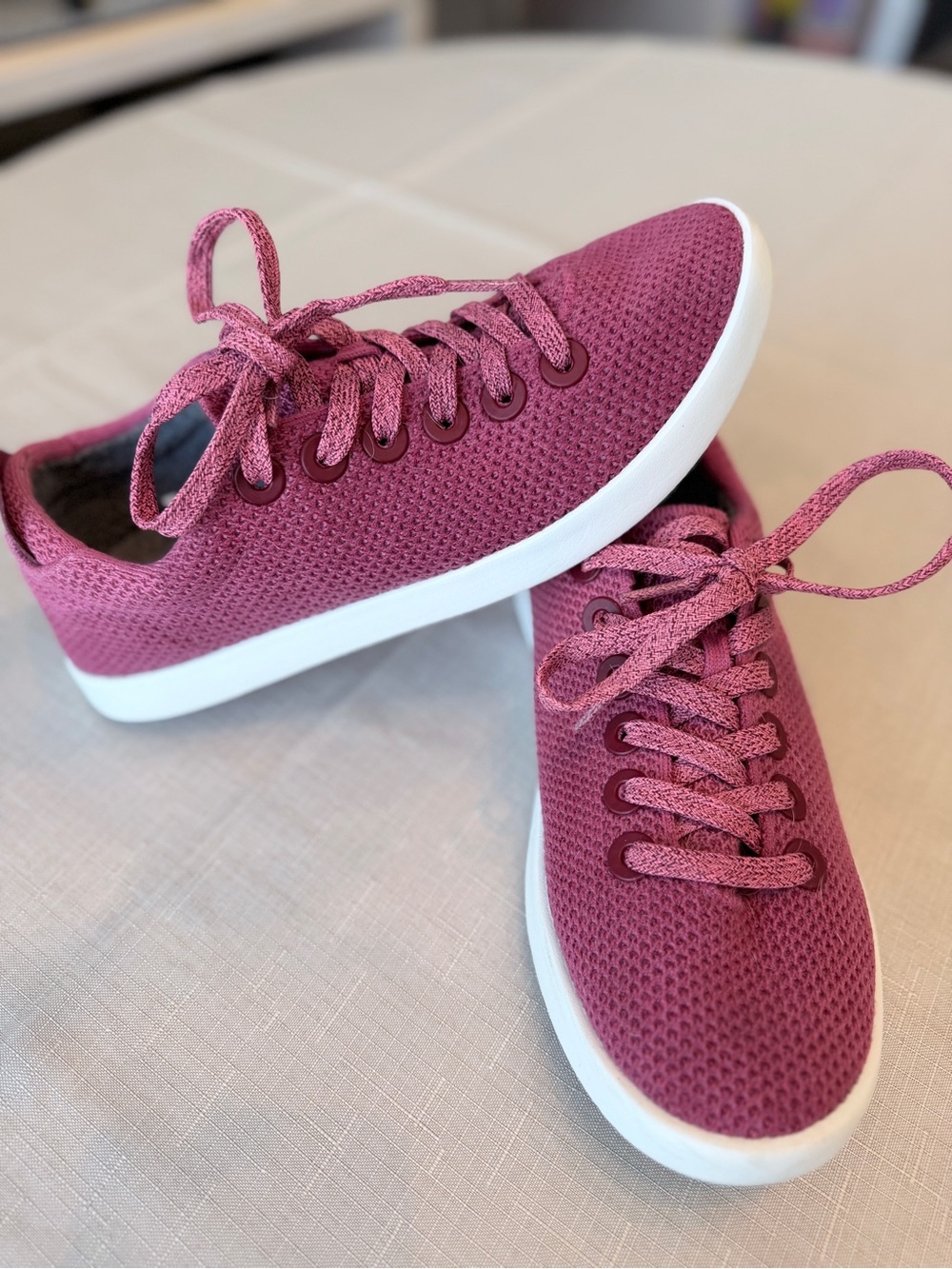 Allbirds raspberry pink tree runners, women’s 10